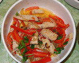 Foto del paso 4 de la receta: Taco bar con rellenos variados: porotos negros, camarones, albacora
