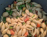 Foto del paso 4 de la receta: Pasta con Habas al Pesto y Yerbabuena