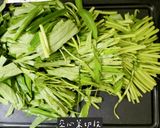 沙茶牛炒空心菜的食譜步驟1照片