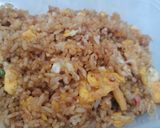 Foto langkah ke 5 dari resep Nasi goreng simpel.