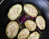 Foto langkah ke 4 dari resep Terong goreng mentega.