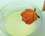 Foto del paso 2 de la receta: Rosas de chocolate blanco fáciles (3 ingredientes)