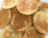 Foto langkah ke 2 dari resep Mini Pancake Wijen.