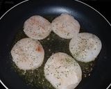 Foto del paso 3 de la receta: Medallones de merluza a la plancha