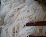 Foto langkah ke 1 dari resep Misoa Goreng.