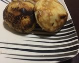 A picture of step 1 of Jam stuffed pancake🥠🍓.