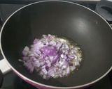 A picture of step 5 of Lasooni Palak Paneer.