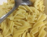 Foto langkah ke 1 dari resep Fusilli Tuna Pedas.