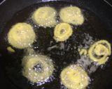 सूजी की जलेबी (Suji ki jalebi recipe in hindi) रेसिपी चरण 5 फोटो