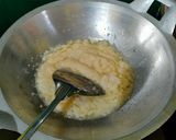 Foto langkah ke 1 dari resep Bumbu Kering untuk Kuah Tekwan / Model.
