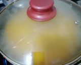 Foto del paso 3 de la receta: Filete de róbalo en cama de hash brown bañado en mi salsa básica