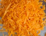 A picture of step 2 of Vatan ke Parathe.