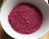 Foto del paso 1 de la receta: Brochetas de cerdo a la provenzal con arroz pink