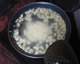 Foto del paso 1 de la receta: Tres tipos de tortillas de papas 1°