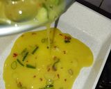 Foto langkah ke 2 dari resep Telur Gulung Cabe Bawang.