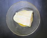 A picture of step 2 of Goanese Red Fish Curry.