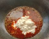 A picture of step 4 of Papad Sabzi.