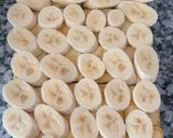 A picture of step 3 of No-Bake Chessmen Banana Pudding.