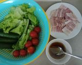 Hình bước làm 1 của món Salad thịt xông khói