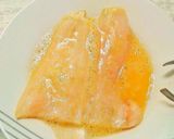 Foto del paso 2 de la receta: Filetes de merluza empanada con mermelada de tomate