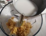 Foto langkah ke 2 dari resep Kue Lapis Pisang Buah Naga.