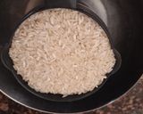 A picture of step 1 of Basanti Pulao/Mishti Pulao.