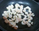 Foto del paso 1 de la receta Ensalada de brotes de soja y gambas