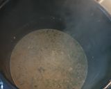 Une image de l'étape 2 de Poulet au coca sauce forestière 😋.