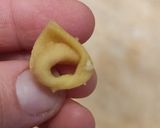 Foto del passaggio 7 della ricetta I miei tortellini 💛