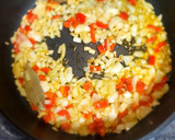 Foto del paso 1 de la receta: Fideuá de marisco