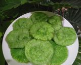 Foto langkah ke 6 dari resep Kue Cucur Pasta Pandan.