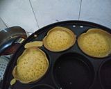 Foto langkah ke 5 dari resep Martabak Manis Mini.
