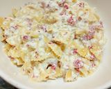 Foto del passaggio 9 della ricetta Farfalle alla crema di ricotta e bresaola con pistacchi al profumo di limone