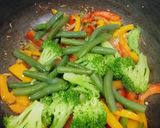 A picture of step 4 of Healthy Stir Fry Vegetable.