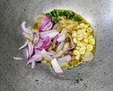 A picture of step 3 of Lau Chingri Curry/Bottlegourd and Prawn curry.