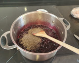 Foto del paso 2 de la receta: Mermelada de cerezas casera sin azúcar