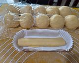Foto langkah ke 4 dari resep Hotdog Bun Yogurt.