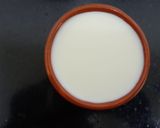 A picture of step 2 of Papaya Dalia smoothie.