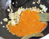 A picture of step 4 of Methi Paneer.