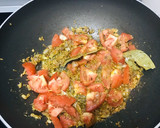 A picture of step 4 of Fish fillet curry.