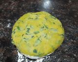 A picture of step 2 of Thepla Recipe.