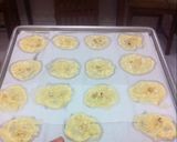 Foto langkah ke 5 dari resep Mede Crispy Cheese Recipe.
