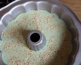 A picture of step 3 of Malaysian Baked Pandan Custard Cake.