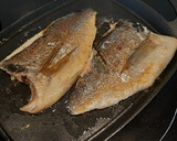 Foto del paso 3 de la receta: Dorada a la plancha con variado de pimientos