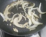 Foto langkah ke 2 dari resep Tumis Ayam Jamur.