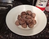 A picture of step 2 of Tuscan meatballs with spaghetti.