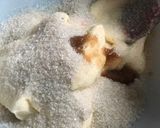 Foto del paso 3 de la receta: Frutillas 🍓con crema de leche 🍧 (tips)