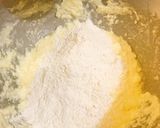 A picture of step 4 of Lemon pound cake.