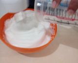 Foto del paso 5 de la receta: Merengue dulce 👉 sin huevo