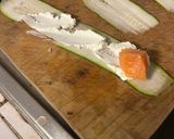 Foto del passaggio 1 della ricetta Zucchine salmone Philadelphia
